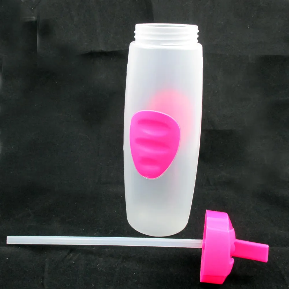 2 Pc 20 Oz Sports Water Drinking Bottles Plastic Canister Hiking Outdoor New !