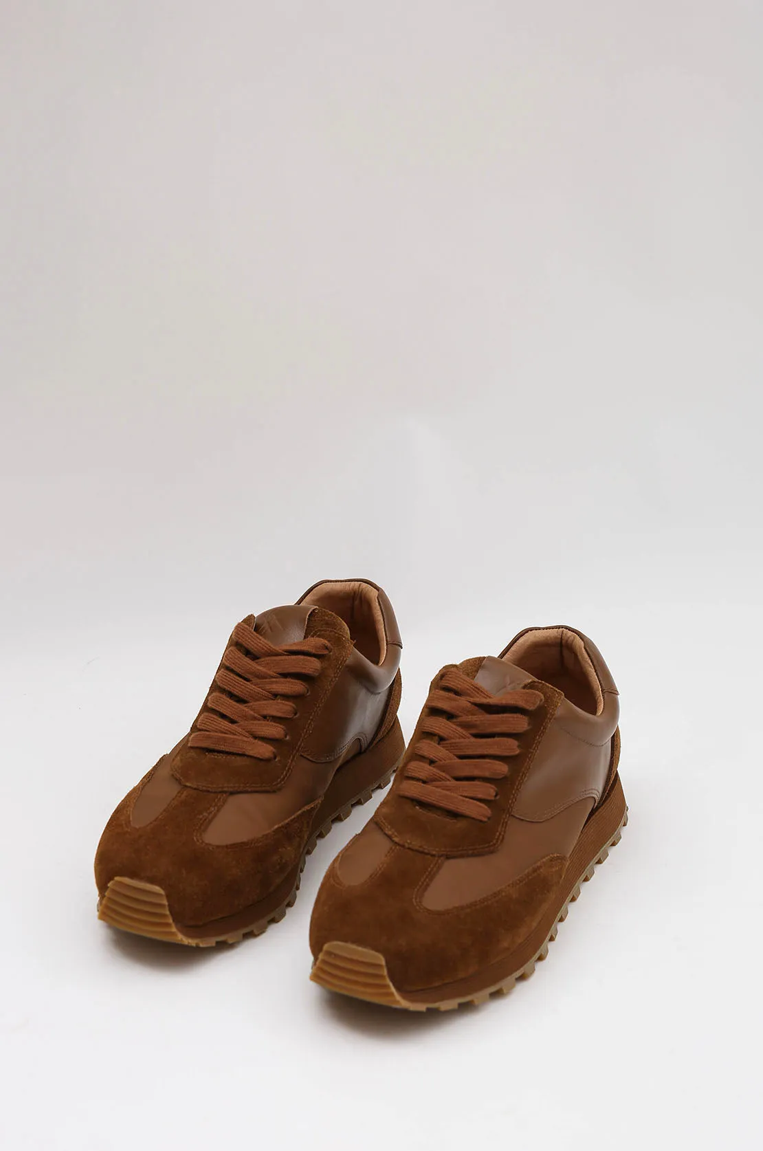 sprint trainer / dark camel brown