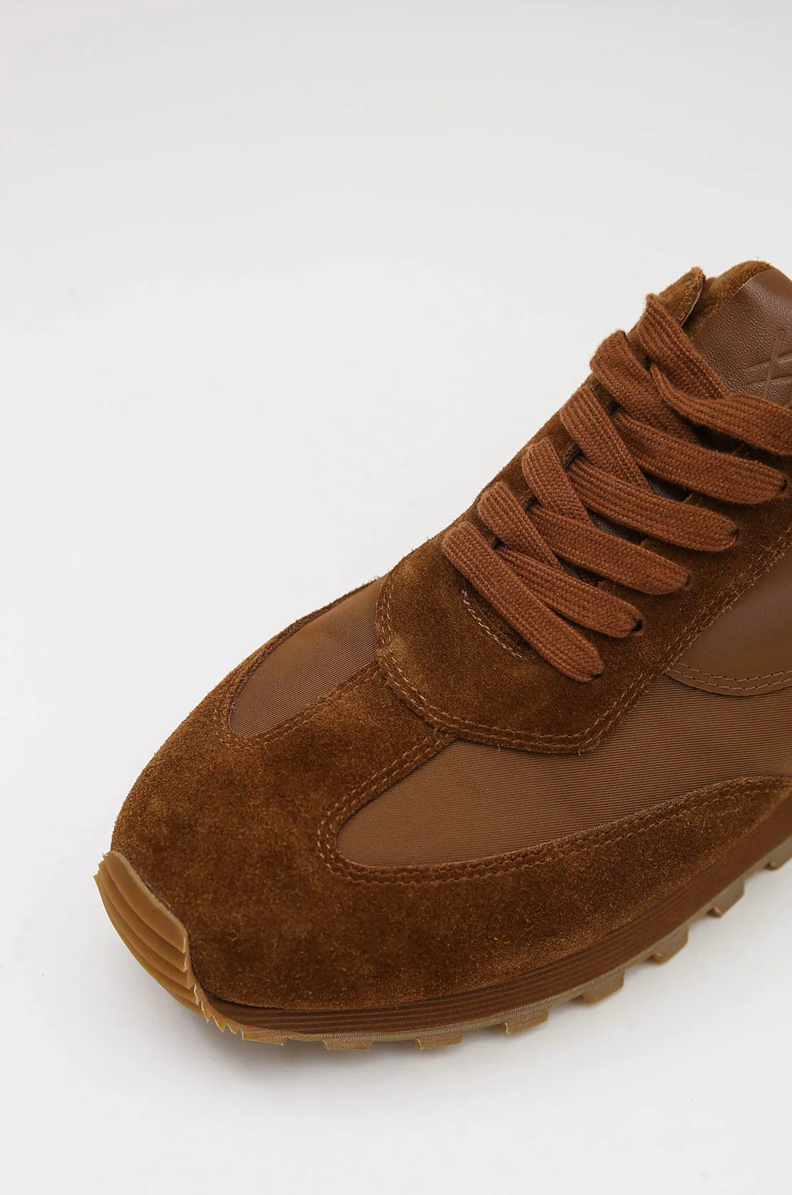 sprint trainer / dark camel brown