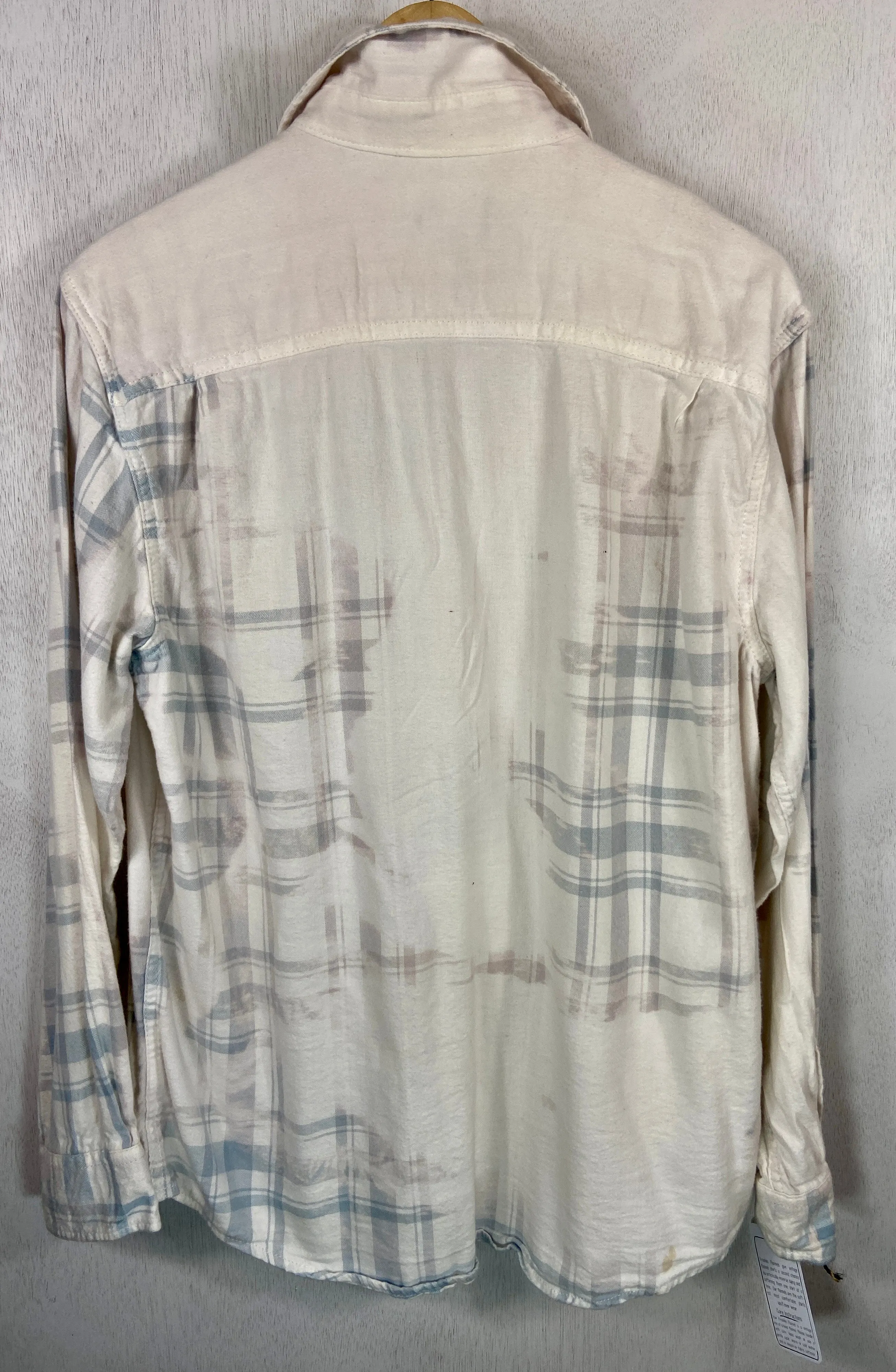 Vintage Pale Blue and White Flannel Size Large